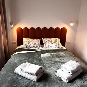 Srodmiescie Pl. Zbawiciela , Warszawa Polska